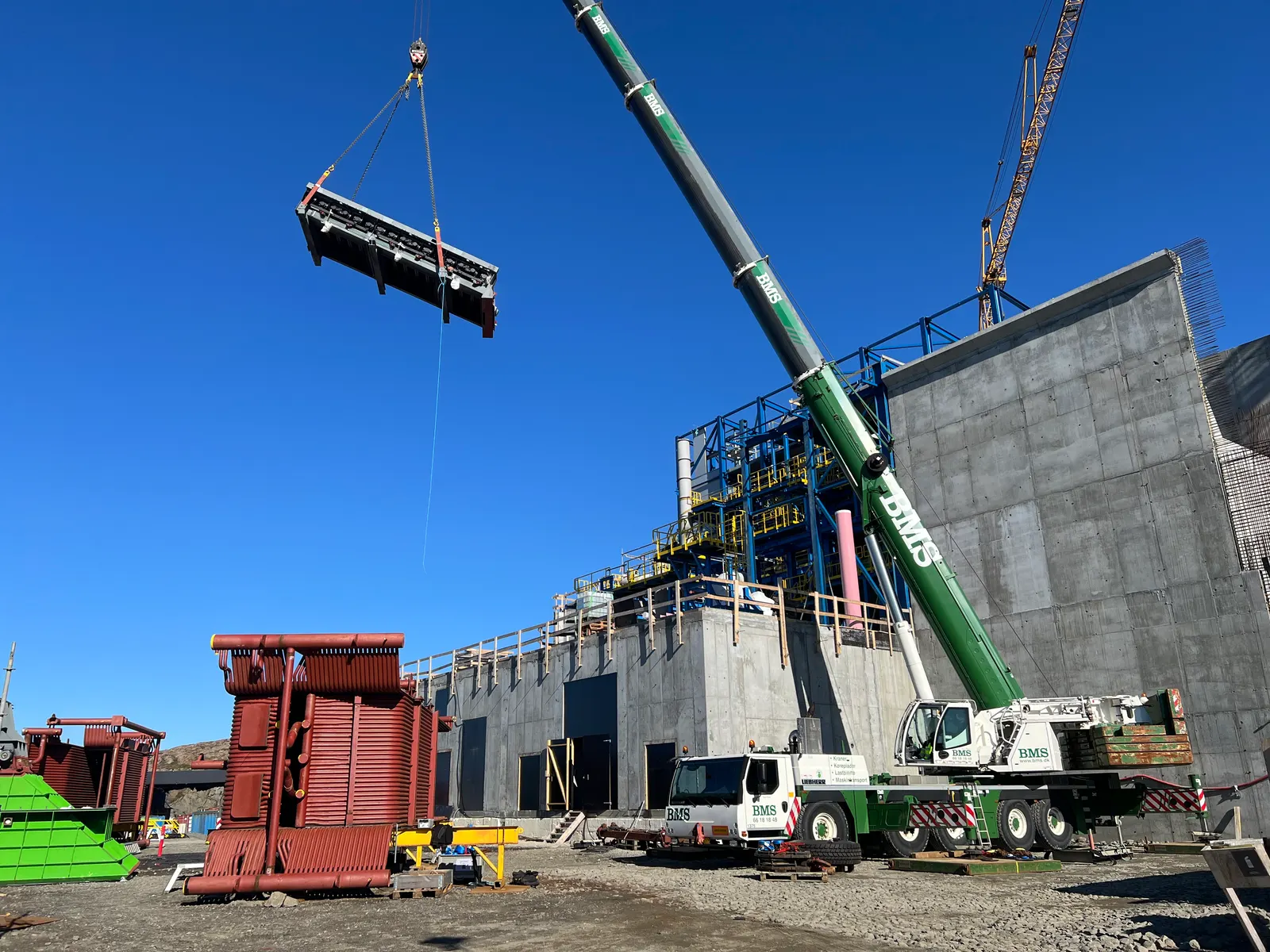 Kranløft på industrianlæg